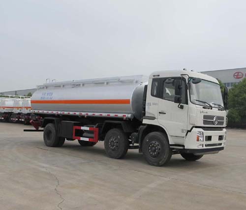 17立方食用油運(yùn)輸車(chē) 