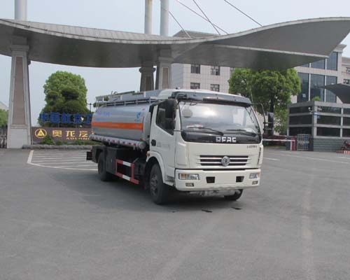 東風(fēng)多利卡8方食用油運(yùn)輸車(chē)（國(guó)五） 
