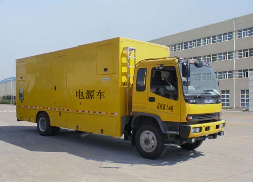 五十鈴長(zhǎng)軸距電源車